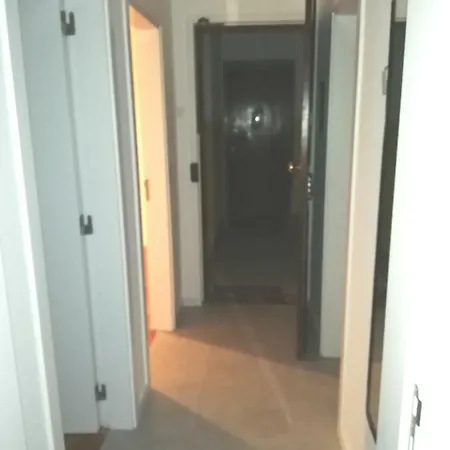 Apartment Airport Near